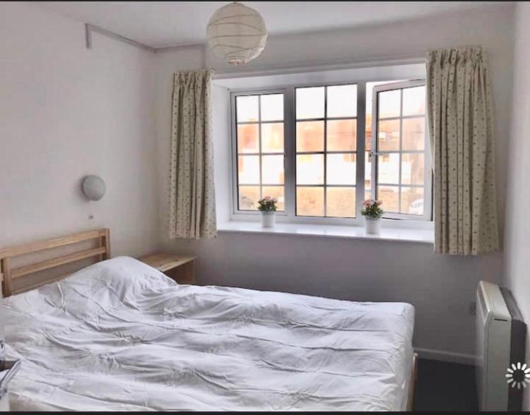 Great Price, Lovely Comfy Flat.2 Mins From The Sea Lyme Regis Exterior foto
